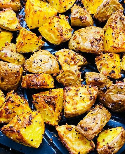 Air Fryer Steakhouse Potatoes