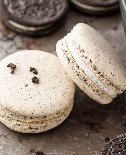 Oreo Macarons (French Macarons)