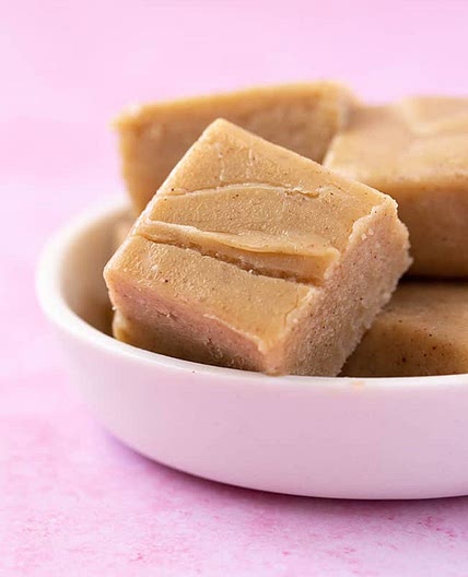 Easy Gingerbread Fudge
