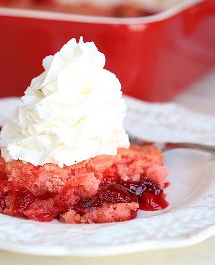 Strawberry Dump Cake Recipe