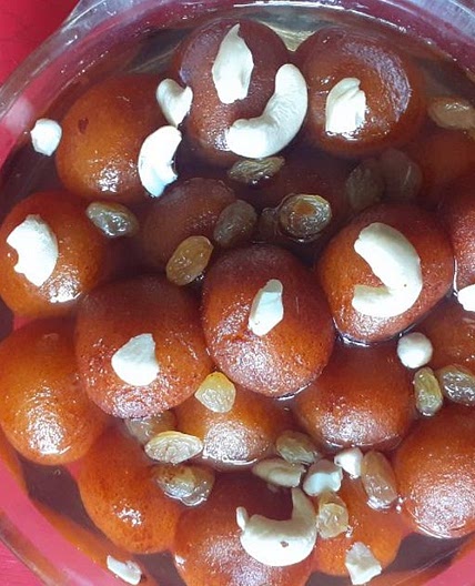गुलाब जामुन (gulab jamun recipe in Hindi)