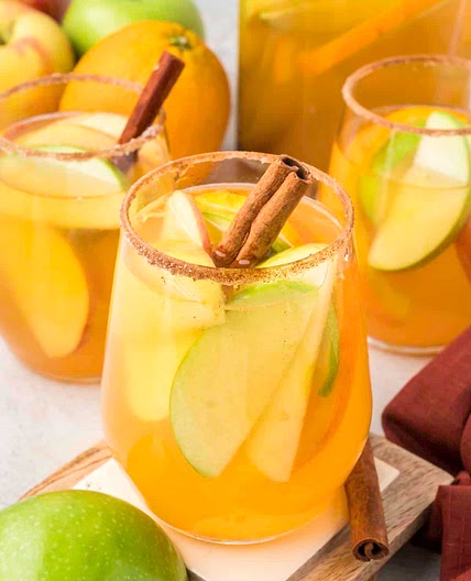 Fall Apple Cider Sangria Recipe With Fireball