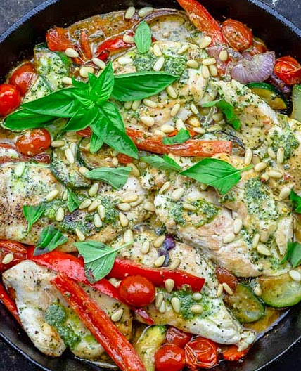 Creamy Pesto Chicken with Vegetables