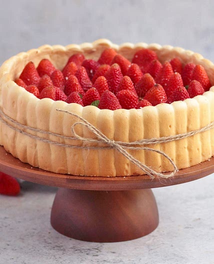 Strawberry Charlotte Cake