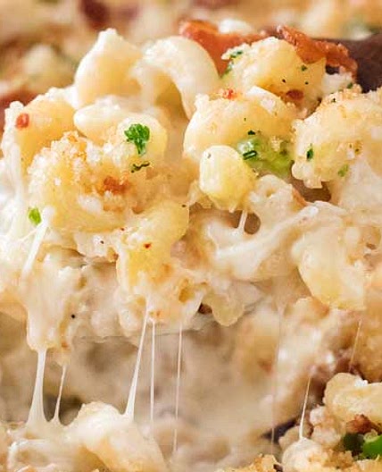 Baked Jalapeño Popper Mac and Cheese