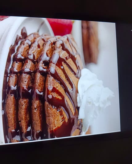 Chocolate pancakes 🥞 for your chocolate cravings