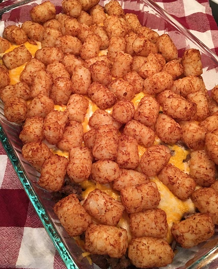 Cheeseburger Tater Tot Casserole