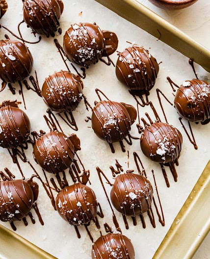 Peanut Butter Protein Balls