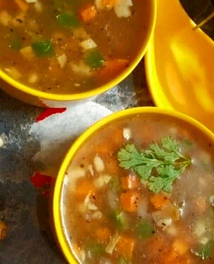 जिंजर गार्लिक सूप (Ginger Garlic soup recipe in Hindi)