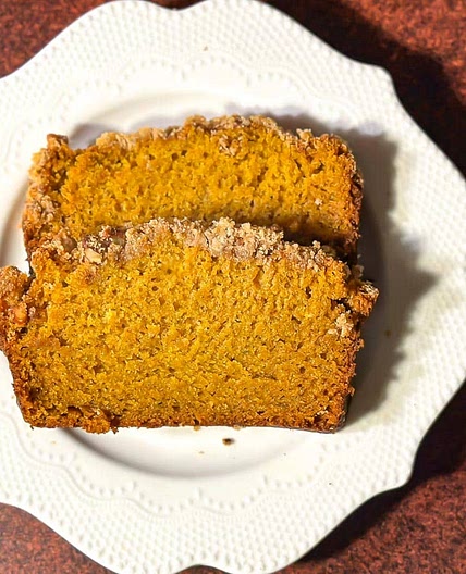 Low FODMAP Browned Butter Streusel Butternut Squash Quick Bread