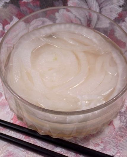 Hanh Dam (Vietnamese Pickled Onions)