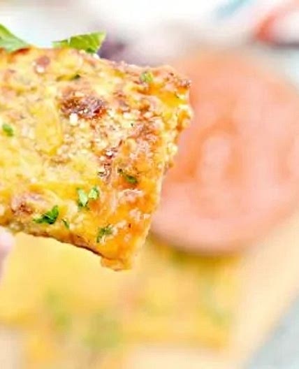 Keto Cheesy Garlic Bread
