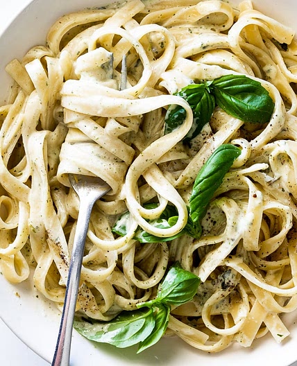 Pasta with basil cream sauce