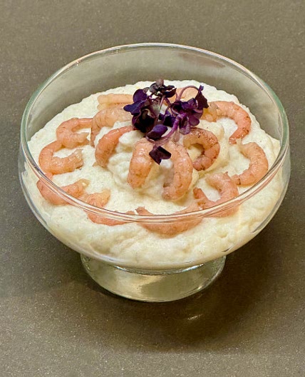 Creamy cauliflower mousse with North Sea shrimp
