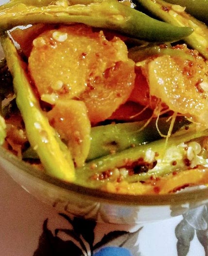 अदरक हरी मिर्च का आचार (Adrak hari mirch ka achar recipe in Hindi)