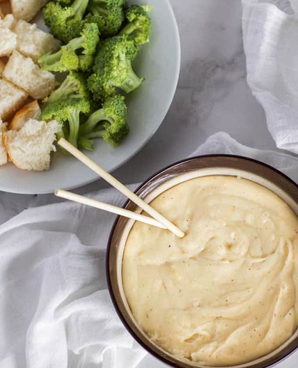 Traditional Swiss Cheese Fondue