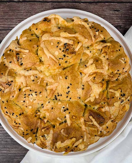 Pull-apart Garlic Bread