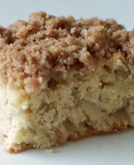 Apple Streusel Coffee Cake
