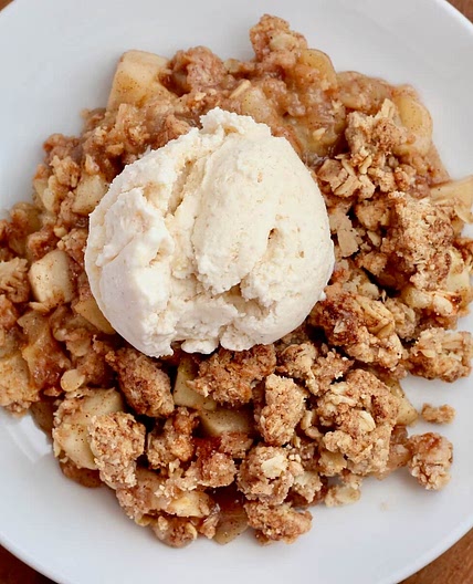 Sourdough Apple Crisp