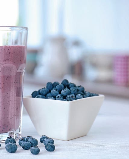 AIP Friendly Coconut Blueberry Smoothie