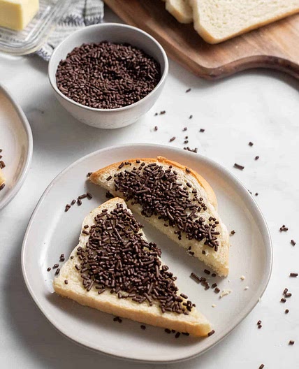 Dutch Hagelslag (Sprinkle Bread)