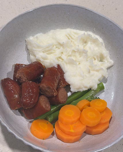 Sausages, Mash & Vege