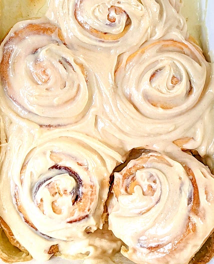 Cinnamon Rolls with Heavy Cream