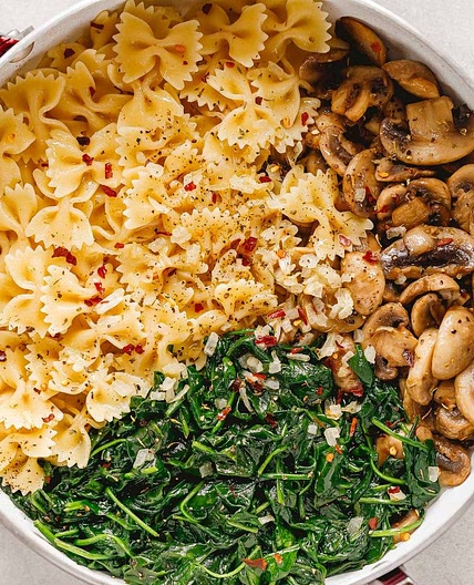 Parmesan Spinach Mushroom Pasta Skillet