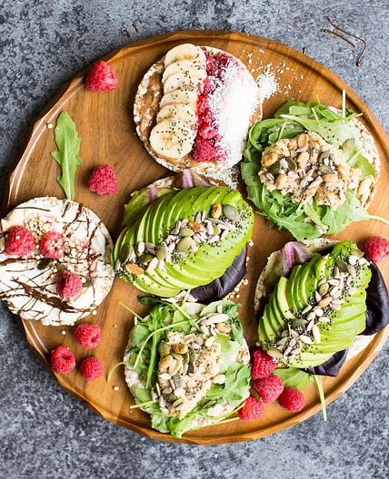 Healthy Rice Cake Snacks (4 Ways)