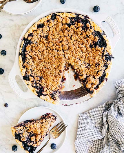 Homemade Blueberry Crumble Pie (Fresh or Frozen Berries)