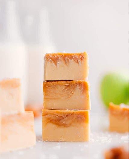 Caramel Apple Fudge