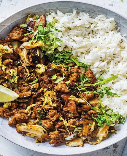 Super Quick Pork Stir Fry with Shiitake Mushrooms, Chinese Leaf and Fragrant Rice