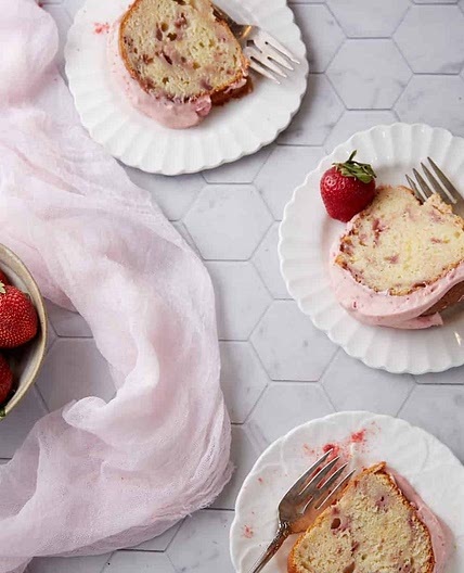 Strawberry Yogurt Cake Recipe