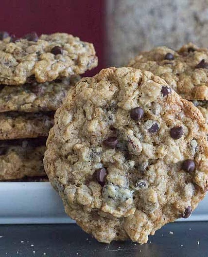One-Bowl Oatmeal Chocolate Chip Cookies