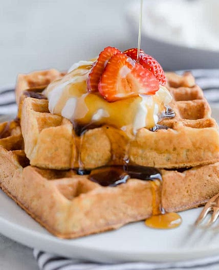 Fluffy and Crisp Buttermilk Waffles