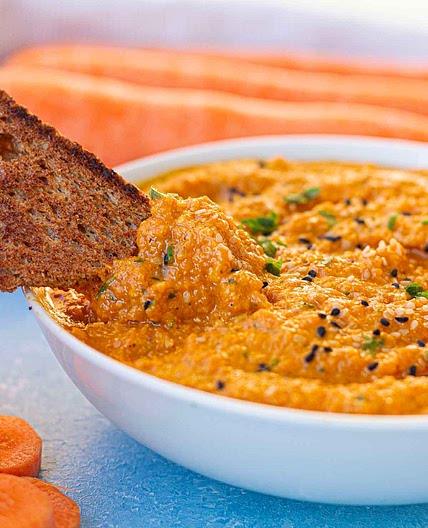 EASY CARROT DIP (DAIRY-FREE)