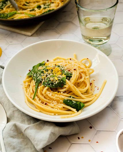 Easy Lemon Garlic Pasta with Zesty Breadcrumbs