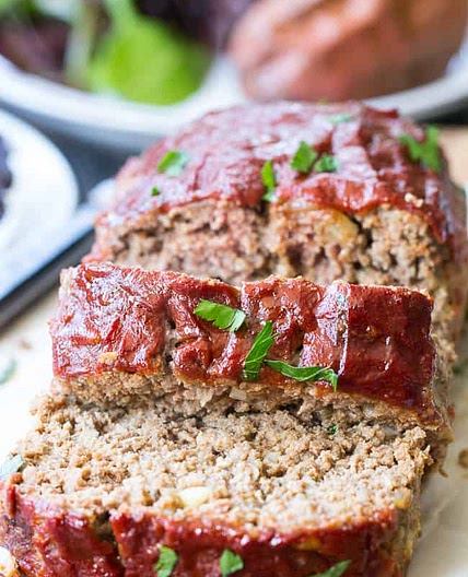Whole30 Paleo Meatloaf {with Whole30 Ketchup!}