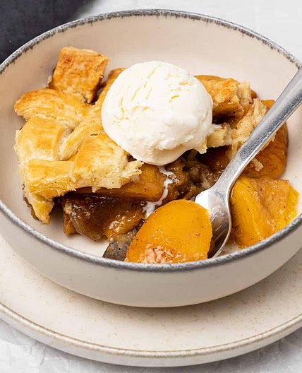 Peach Cobbler with Pie Crust