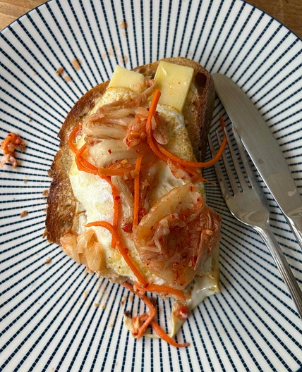 Kimchi egg toast