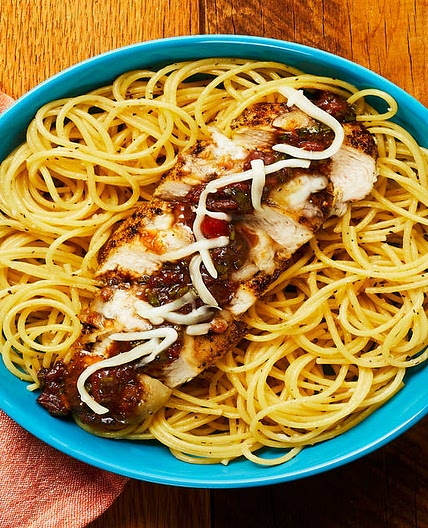 Balsamic Tomato & Herb Chicken over Buttery Garlic Spaghetti