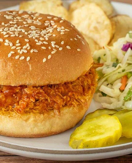 Slow Cooker Pulled Pork Sandwiches with BBQ Sauce