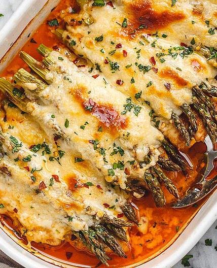 Chicken Casserole with Asparagus and Mozzarella