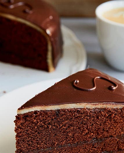 Sachertorte mit Marzipan – nach Originalrezept