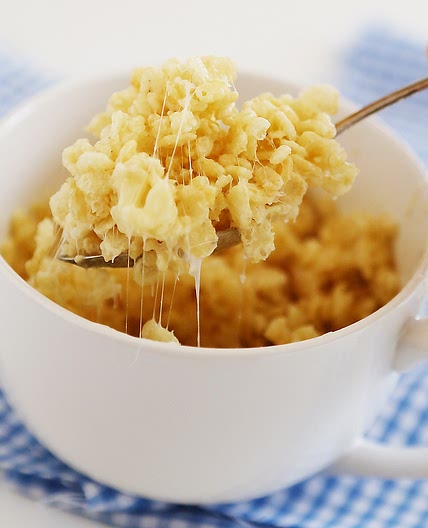 1-Minute Microwave Rice Krispies Treats in a Mug