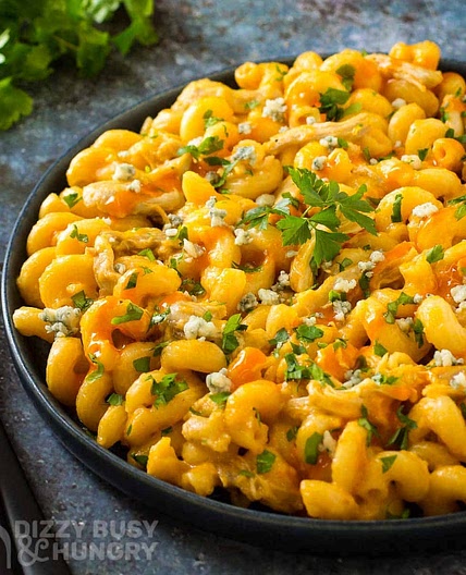 Crock Pot Buffalo Chicken Mac and Cheese