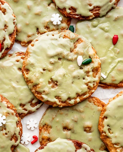 Matcha Iced Oatmeal Cookies