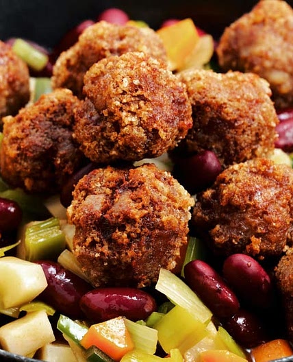 Hackbällchen-Eintopf