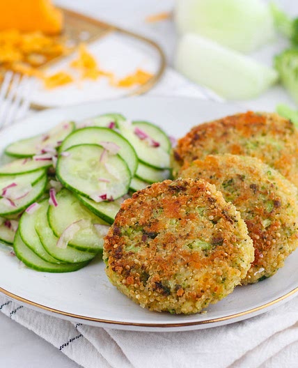 Cheesy Broccoli Quinoa Patties with Tangy Cucumber Salad