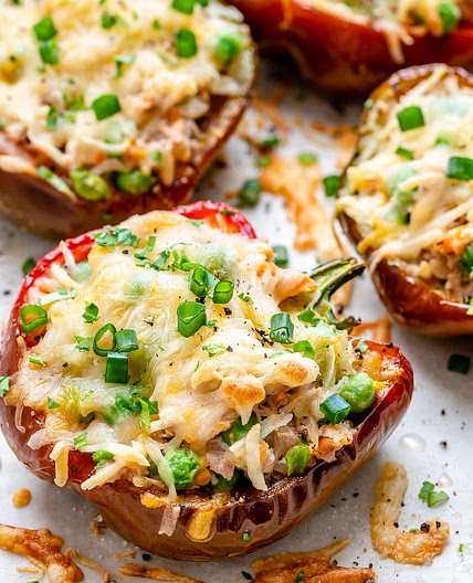 Creamy Tuna Stuffed Bell Peppers